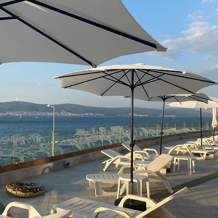 Paradiso 'в' 408 Private Apartmán Nesebar