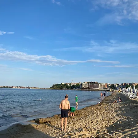 Paradiso 'в' 408 Private Appartamento