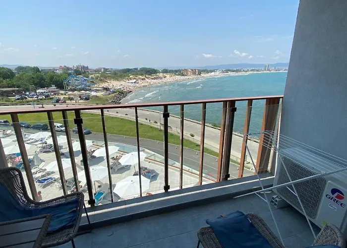 Paradiso 'в' 408 Private * Nesebar