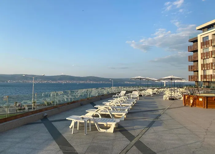 Paradiso 'в' 408 Private Appartamento Nesebar